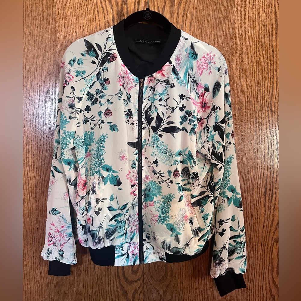 Women’s Medium Floral Print Jacket